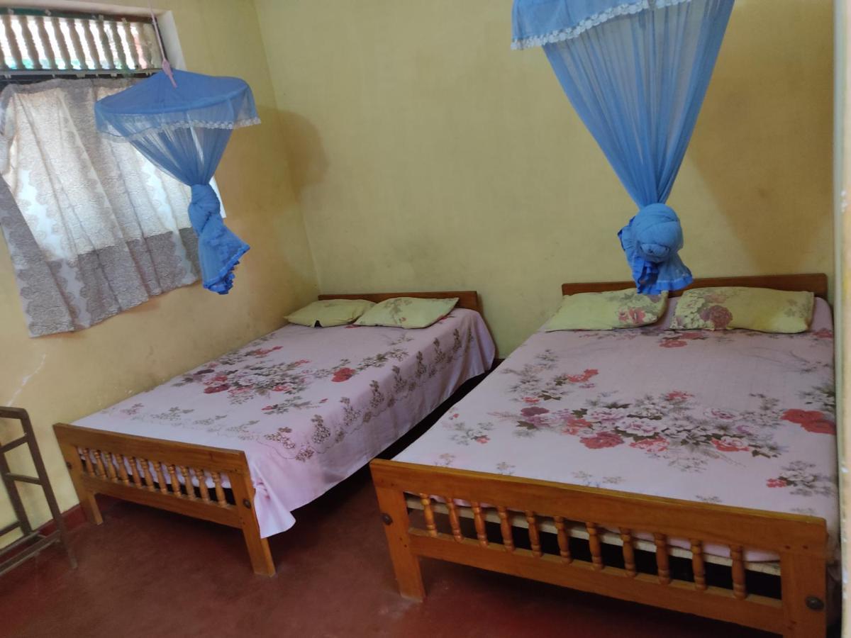 Isuruma Rest Kataragama Chambre photo